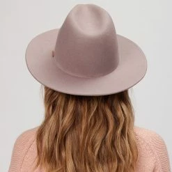 Basin and Range Women's Fedoras & Caps X Gigi Pip Wes Fedora Women's -Stoichikecamp Outlet Shop LIGGRE D1