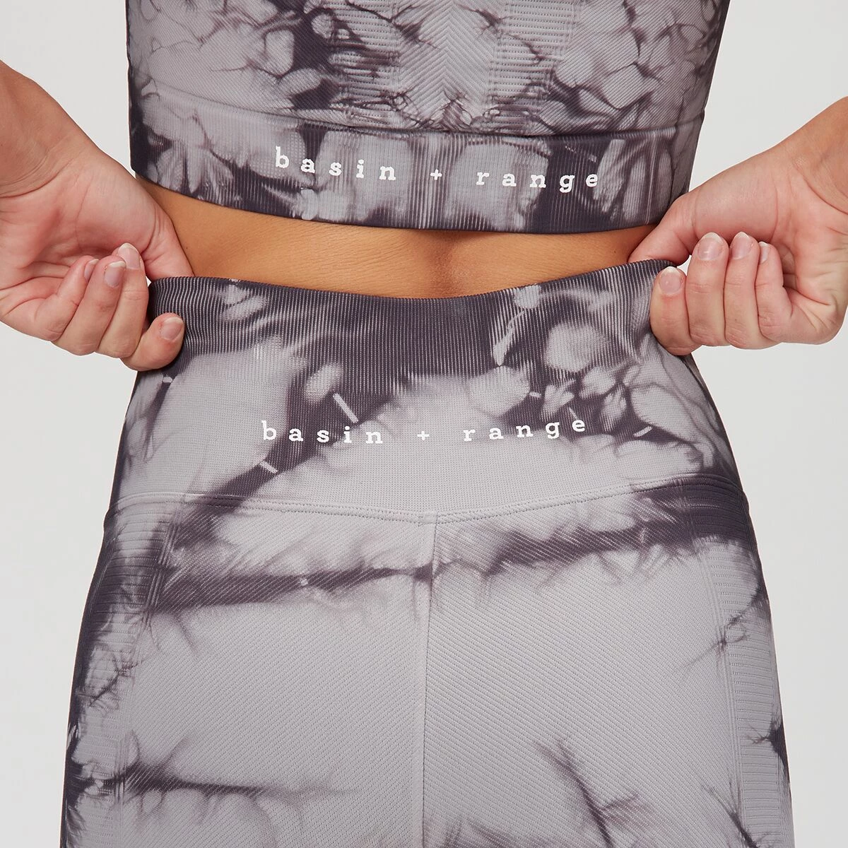 Basin and Range Women's Performance Leggings X Nux One By One Legging Women's 5 Basin and Range Women's Performance Leggings X Nux One By One Legging Women's - Image 5